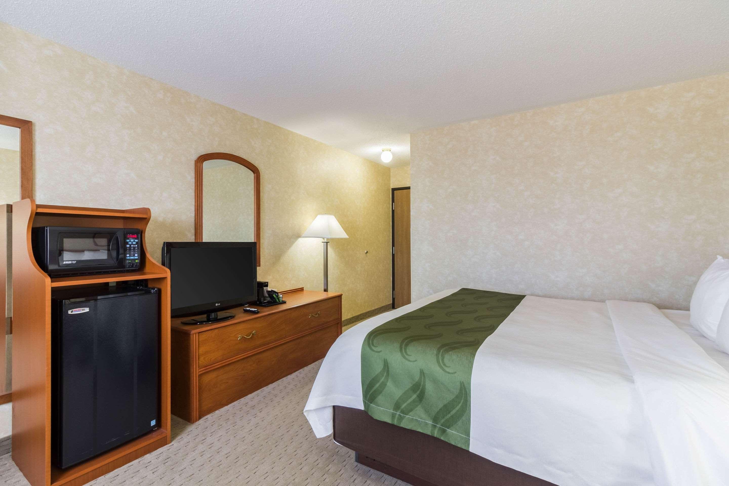 Quality Inn Marshall Mn Near University Экстерьер фото