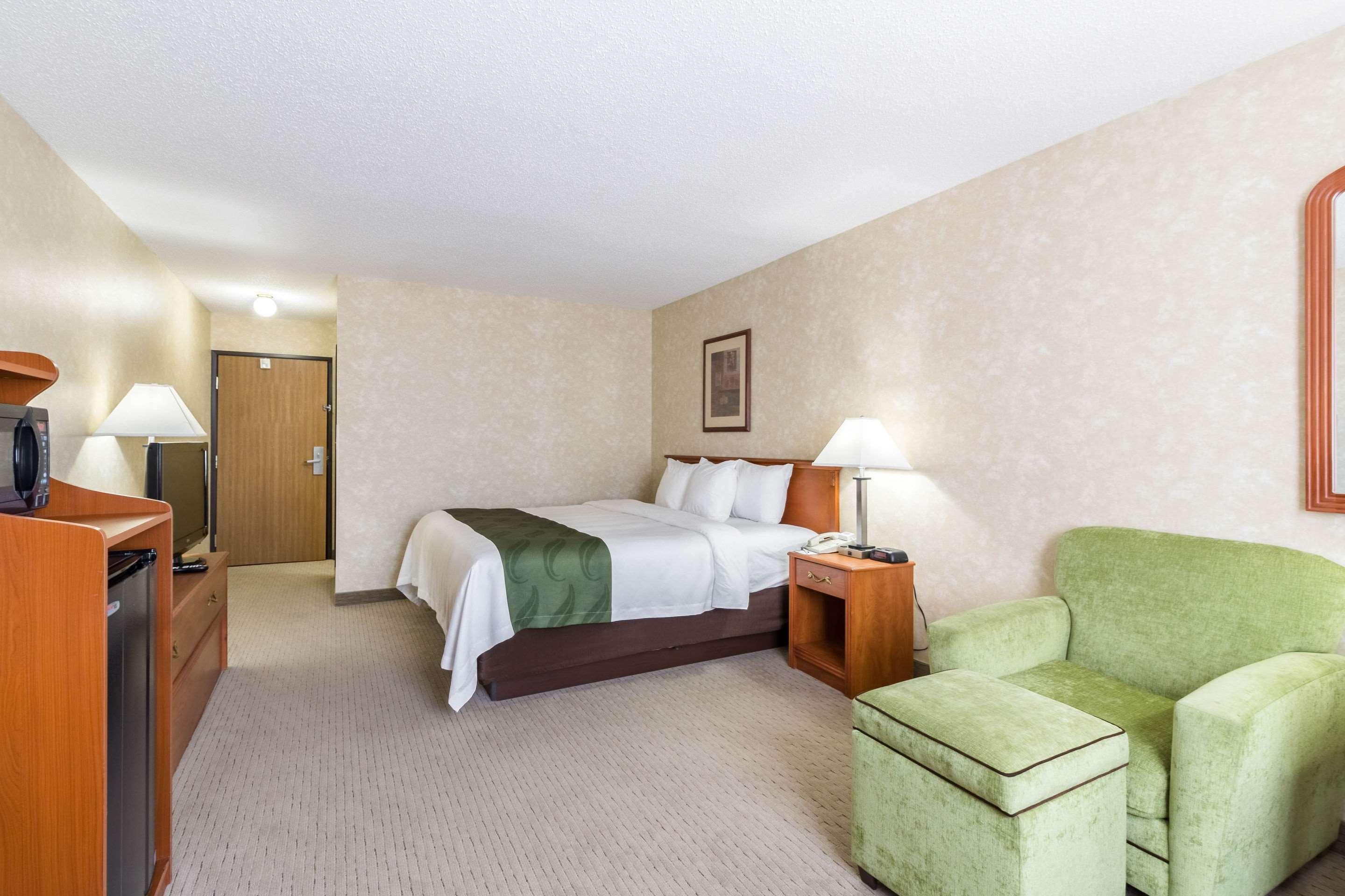 Quality Inn Marshall Mn Near University Экстерьер фото