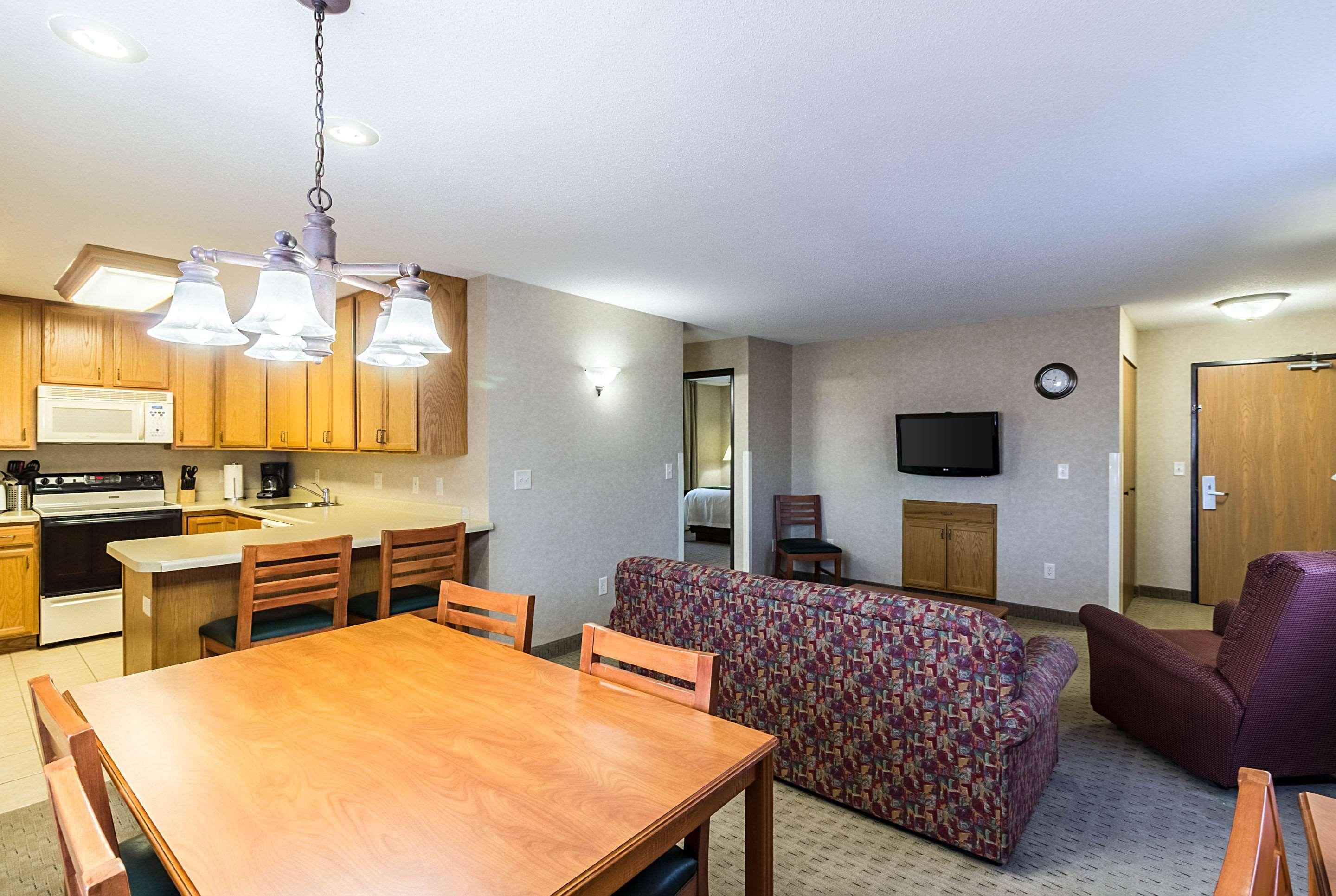 Quality Inn Marshall Mn Near University Экстерьер фото