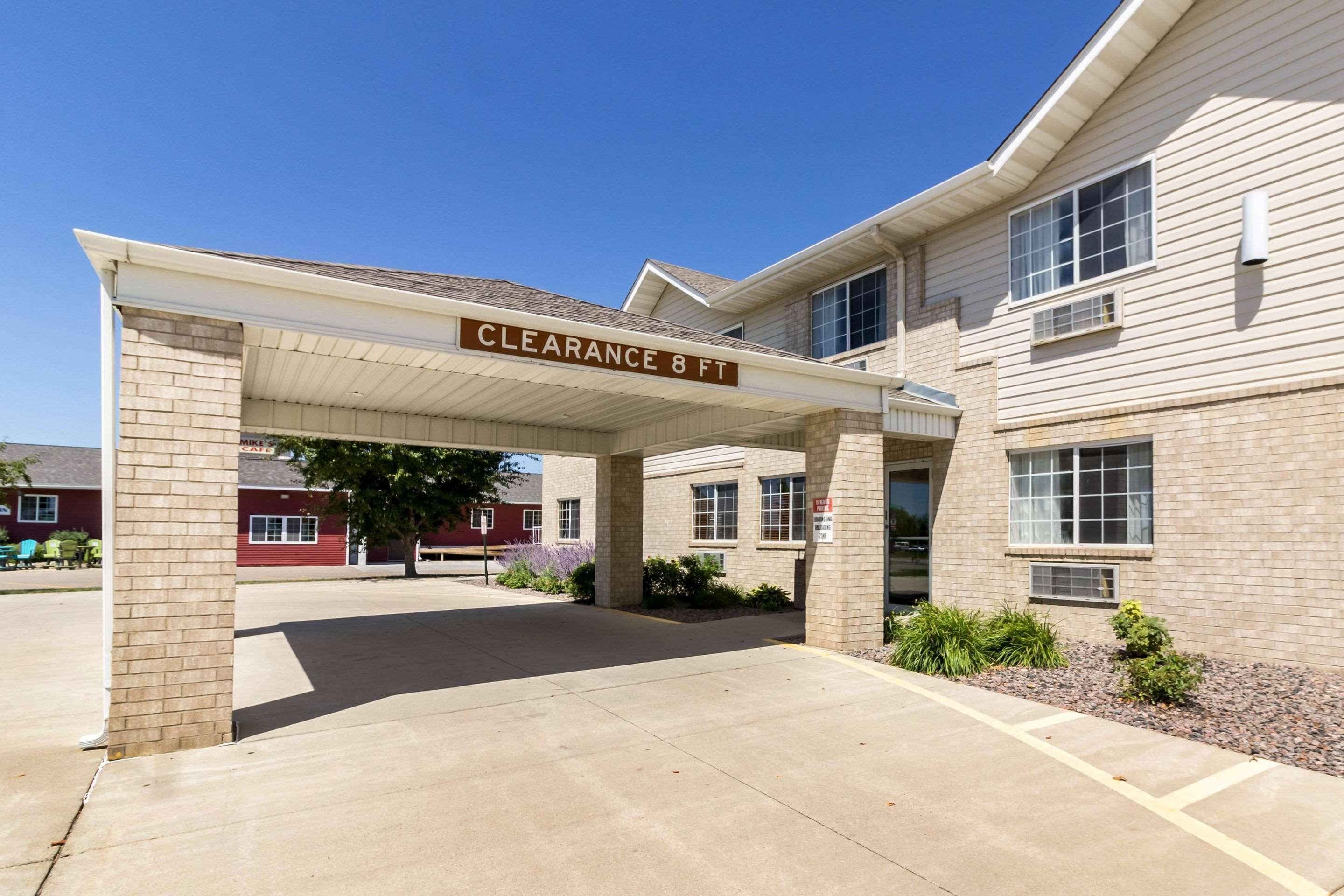 Quality Inn Marshall Mn Near University Экстерьер фото